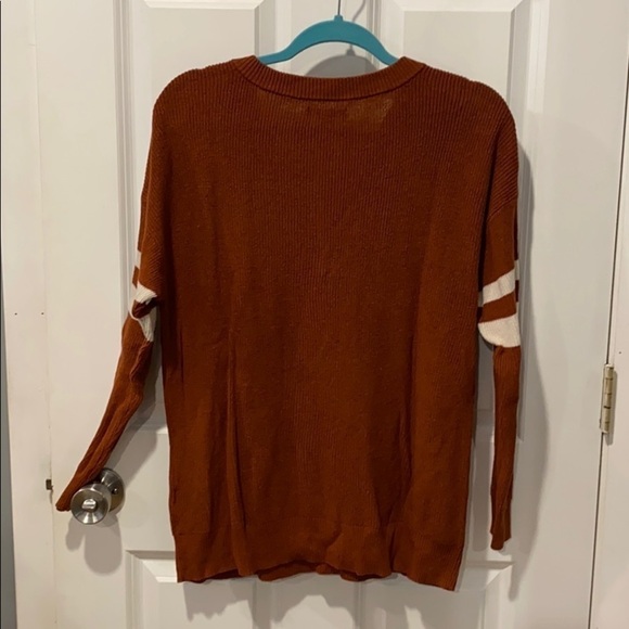 AEO Burnt Orange Oversized Thermal Henley EUC - Picture 9 of 10